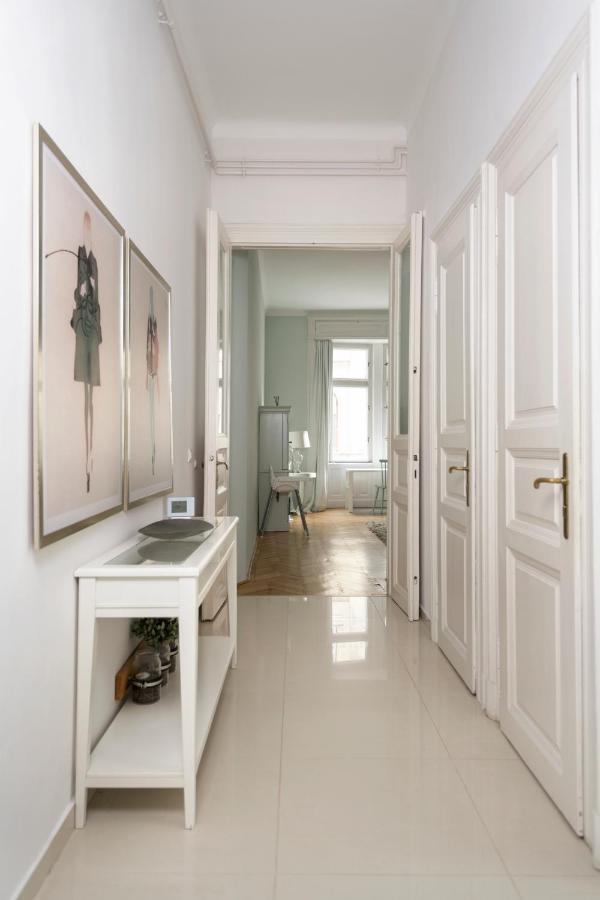 Jettsetter Luxury Apartment By Andrassy Ave & Opera Будапеща Екстериор снимка