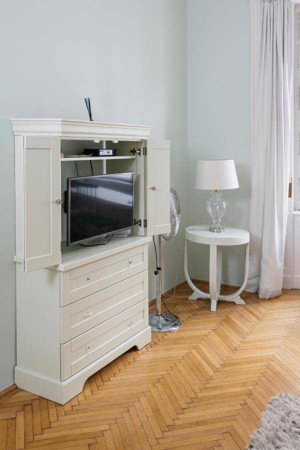 Jettsetter Luxury Apartment By Andrassy Ave & Opera Будапеща Екстериор снимка
